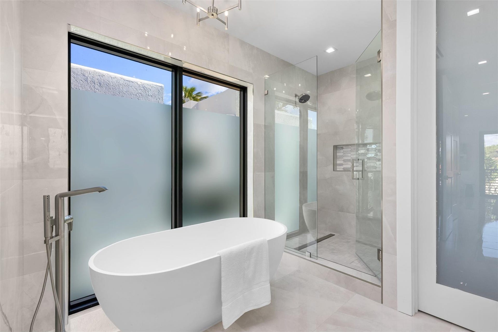 1621 E Broward Boulevard, Fort Lauderdale, FL 33301 1621 E Broward Boulevard, Fort Lauderdale, FL 33301