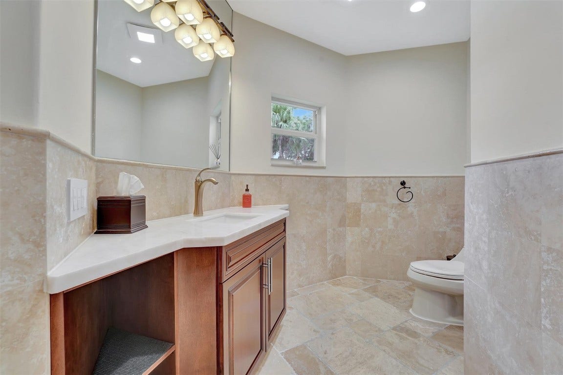 3440 Stallion Lane, Weston, FL 33331