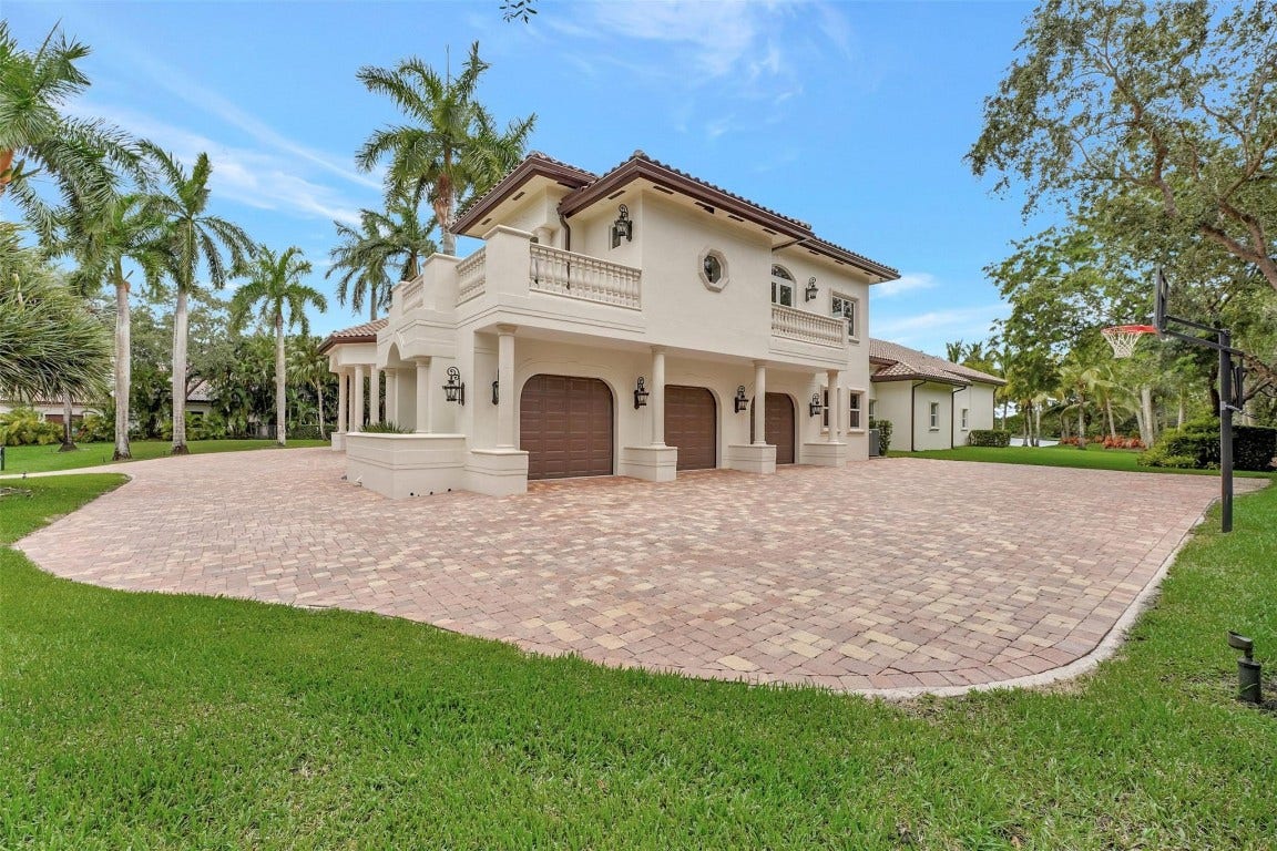 3440 Stallion Lane, Weston, FL 33331