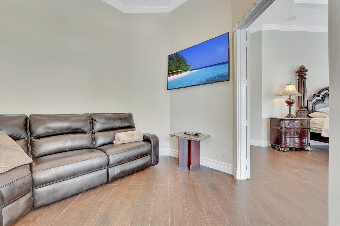 3440 Stallion Lane, Weston, FL 33331