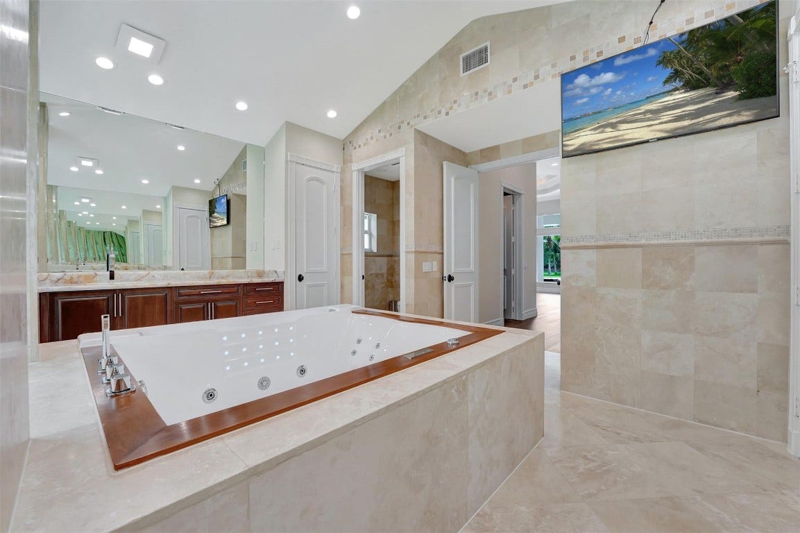 3440 Stallion Lane, Weston, FL 33331
