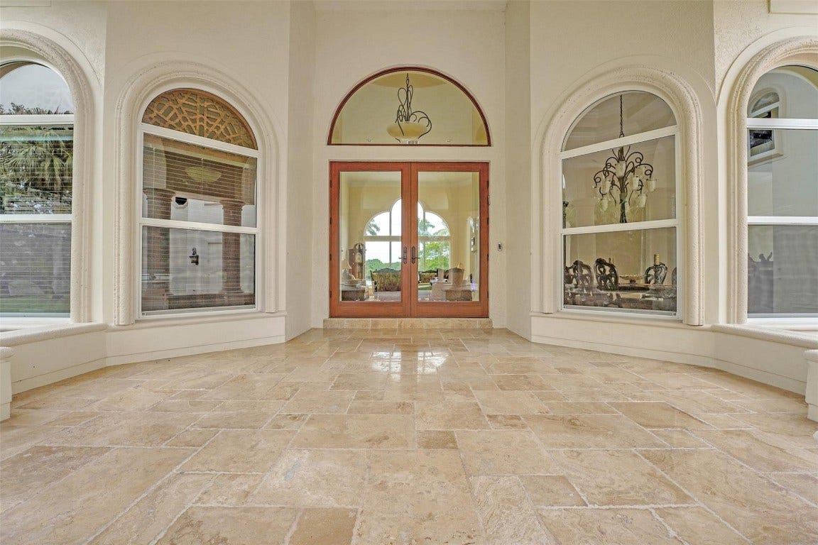 3440 Stallion Lane, Weston, FL 33331