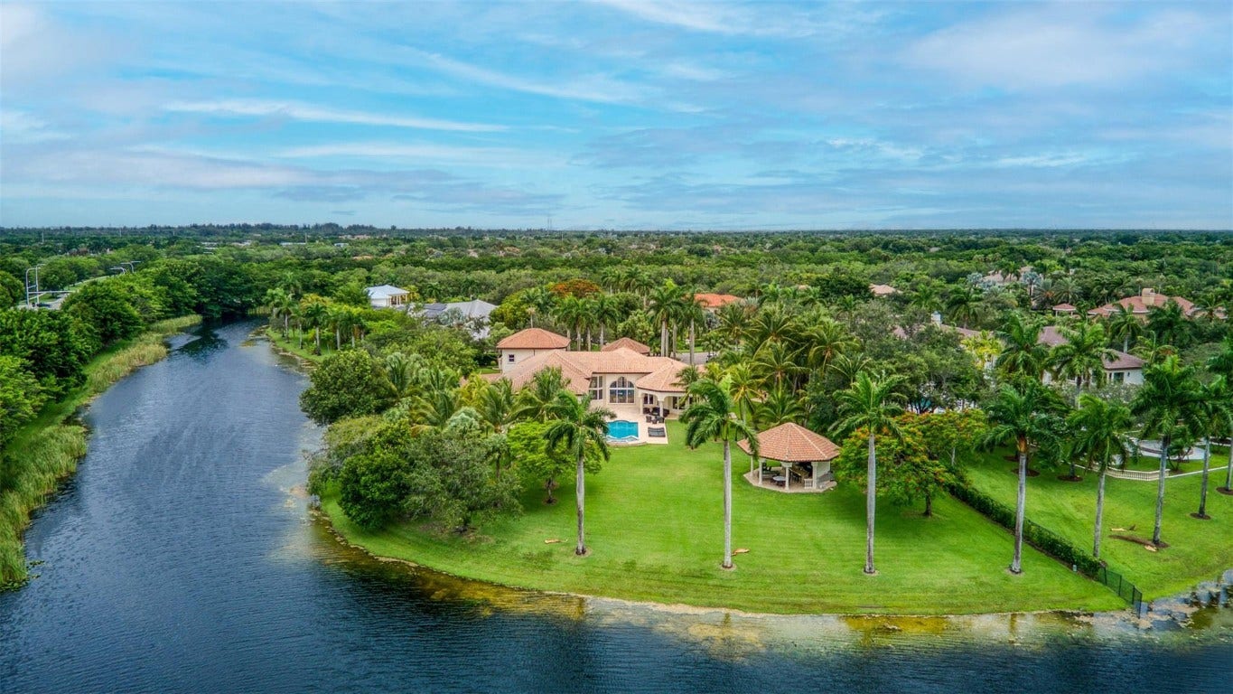3440 Stallion Lane, Weston, FL 33331