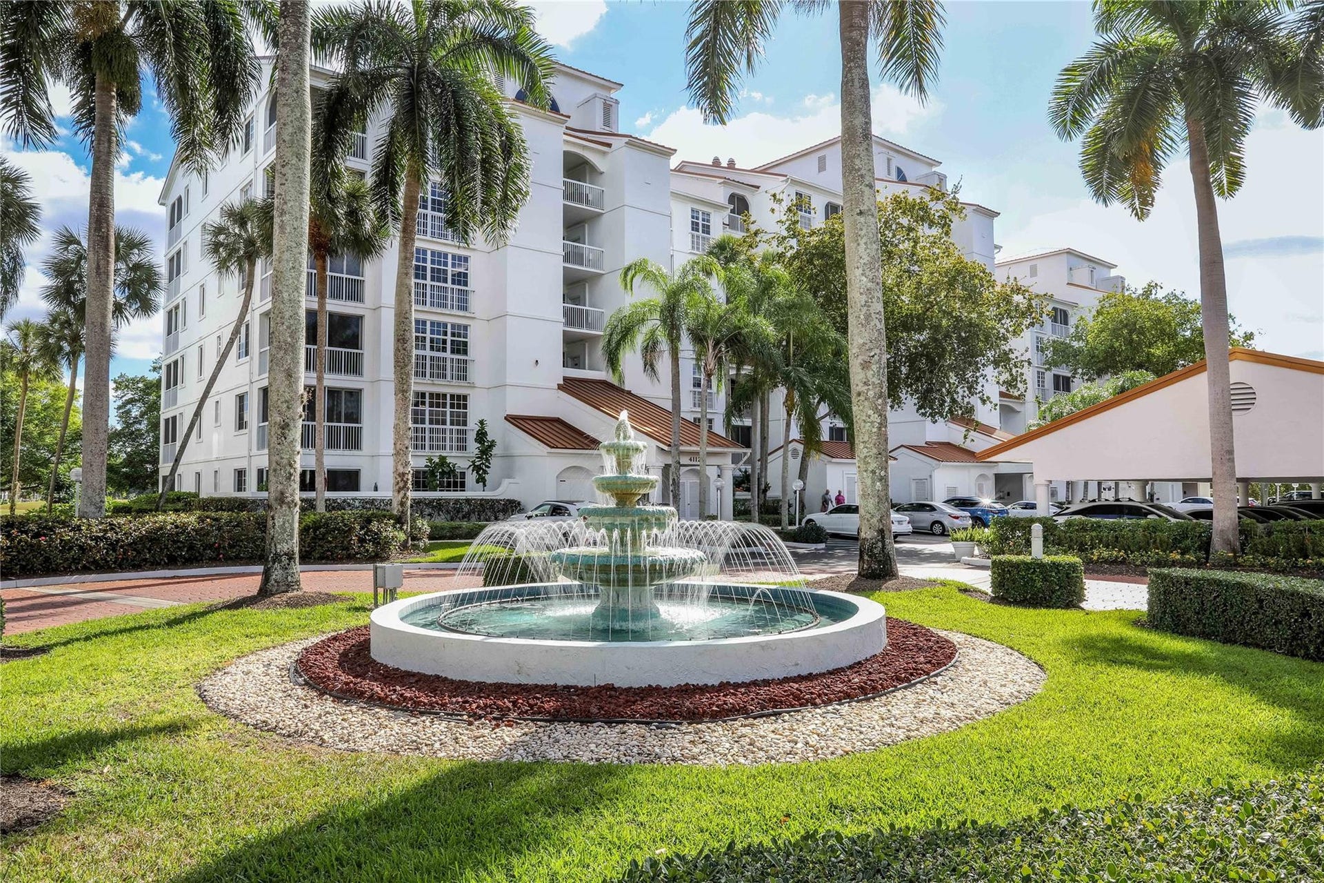 4112 W Palm Aire Drive, #121B, Pompano Beach, FL 33069 Drive