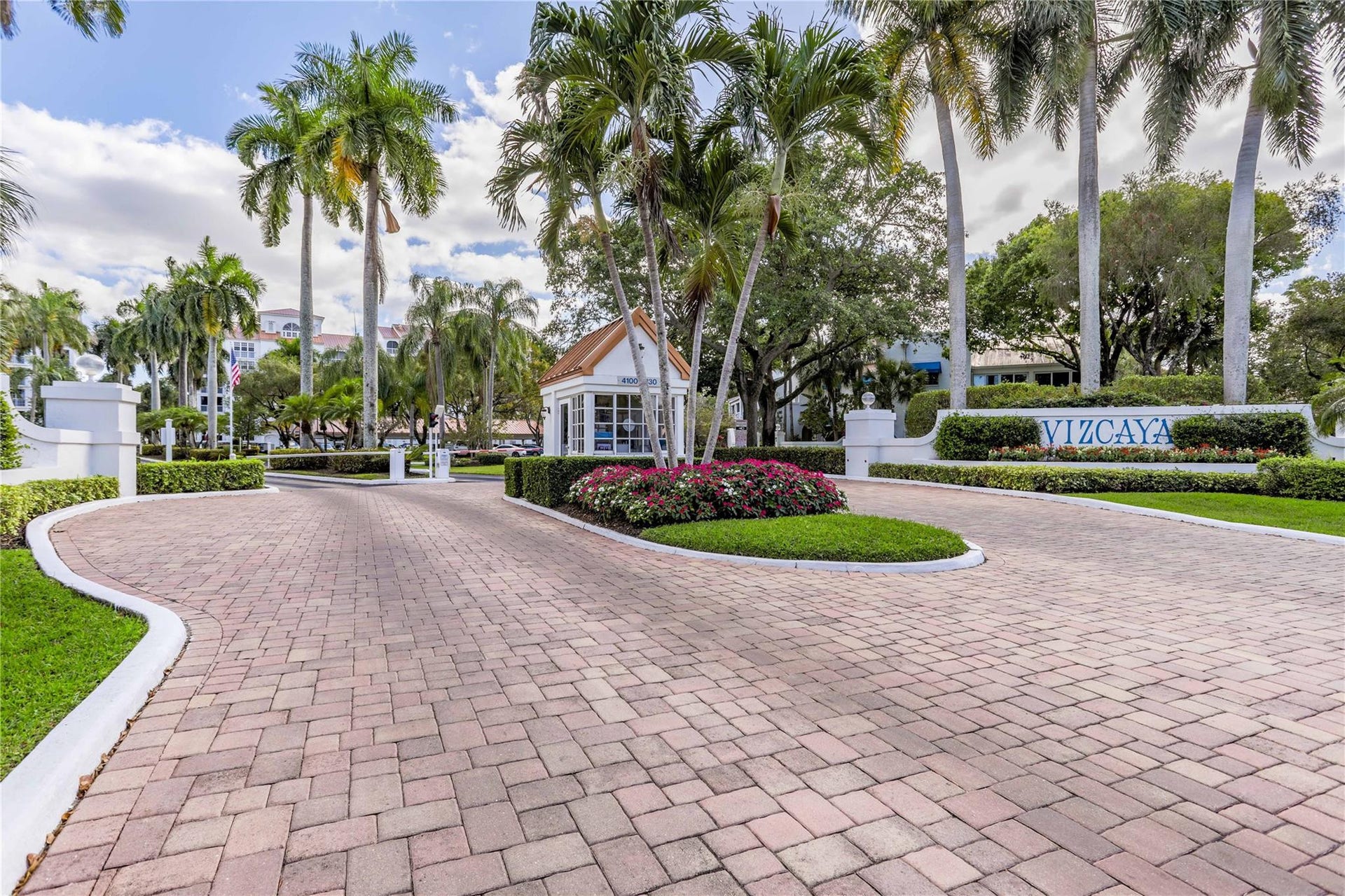 4112 W Palm Aire Drive, #121B, Pompano Beach, FL 33069 Gated entry with security and phone entry