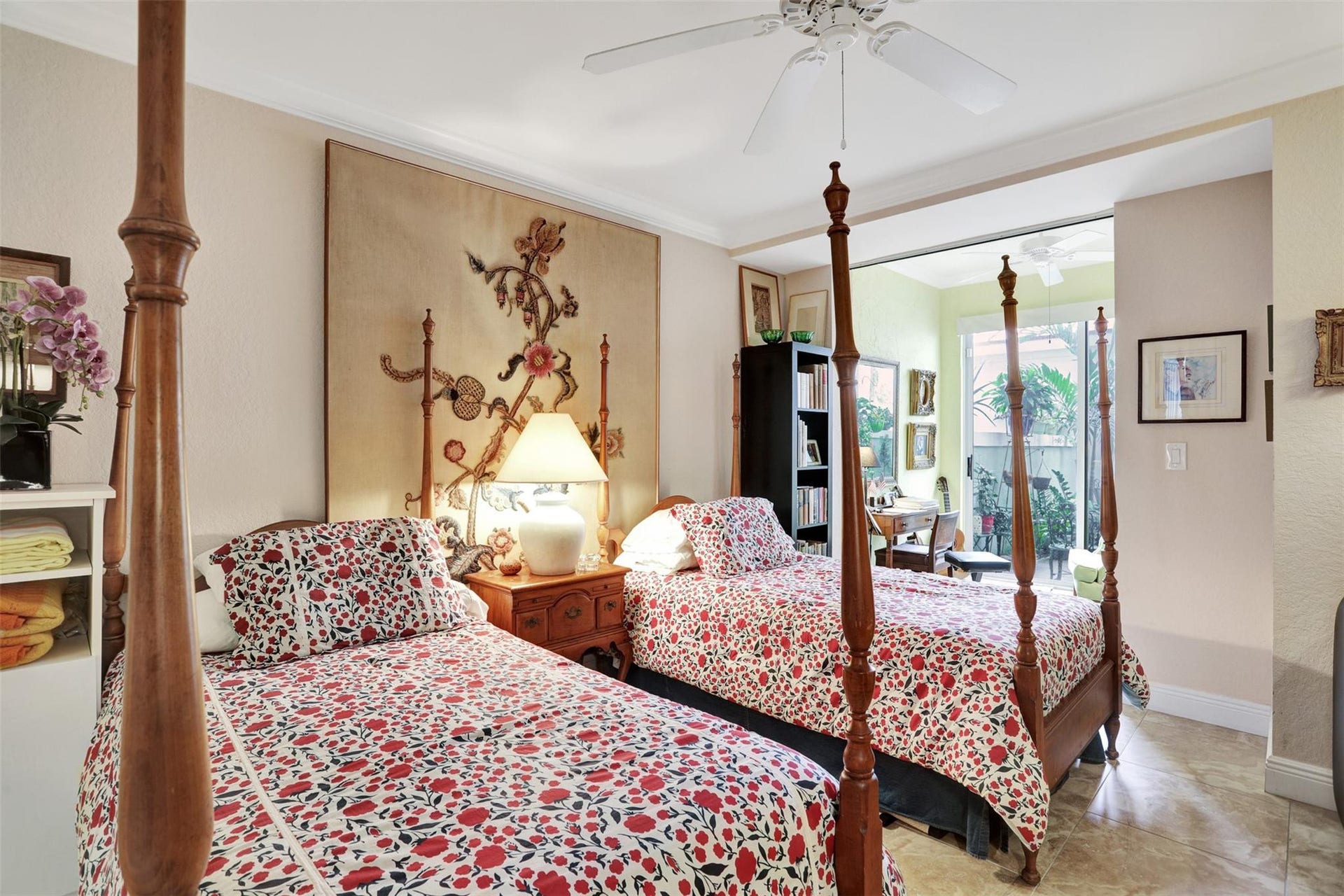 4112 W Palm Aire Drive, #121B, Pompano Beach, FL 33069 Bedroom with sun room in background