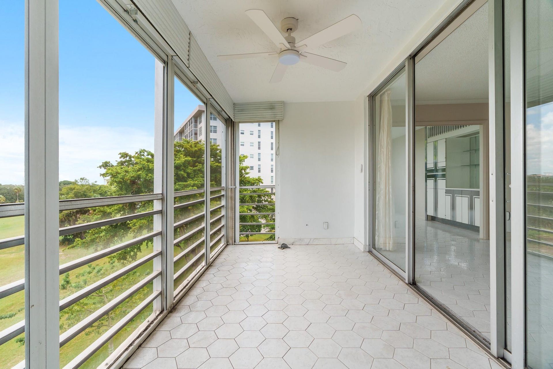 Unstaged Sunroom