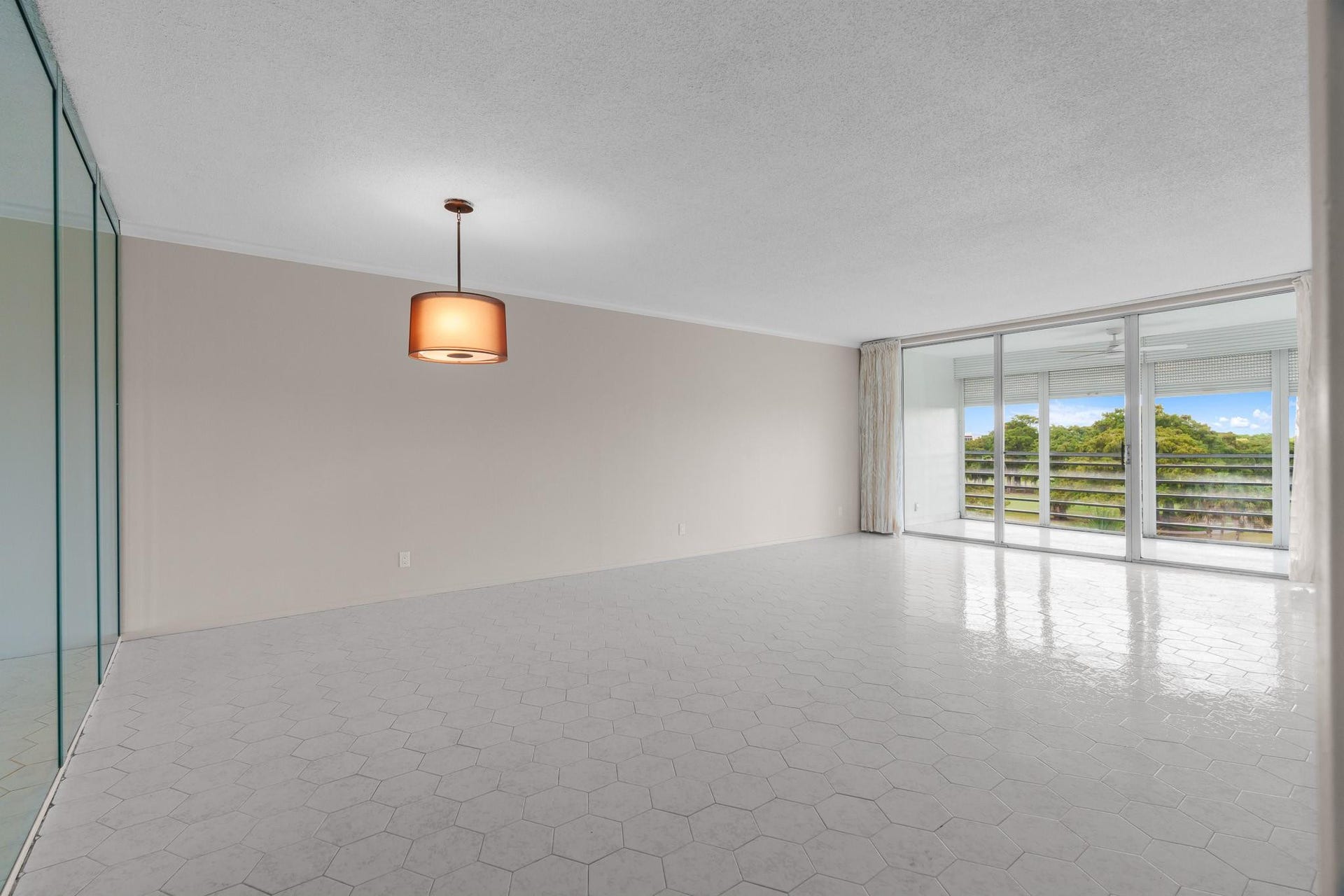 Unstaged Living Room