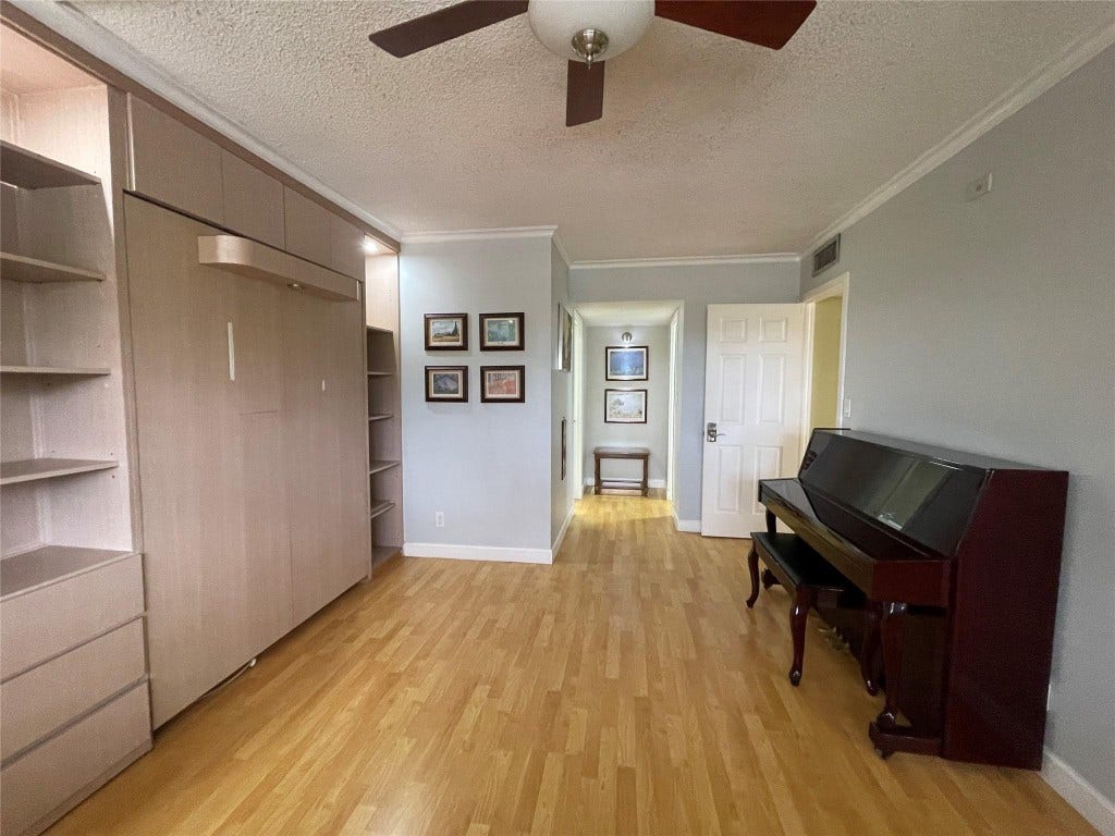 3051 S Palm Aire Drive, #204, Pompano Beach, FL 33069