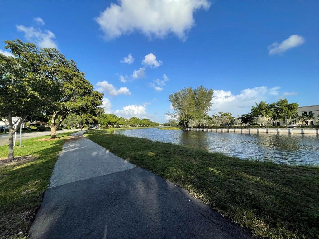 3051 S Palm Aire Drive, #204, Pompano Beach, FL 33069