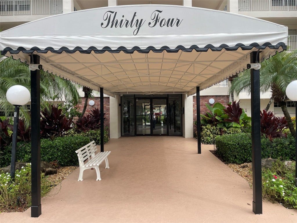 3051 S Palm Aire Drive, #204, Pompano Beach, FL 33069