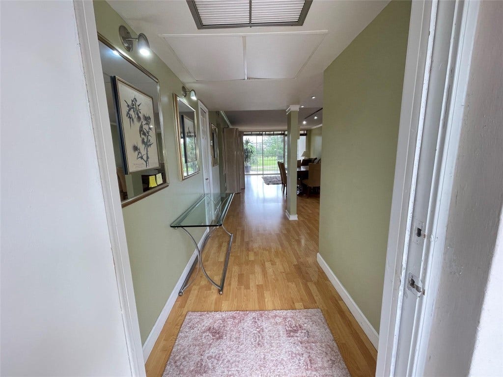 3051 S Palm Aire Drive, #204, Pompano Beach, FL 33069
