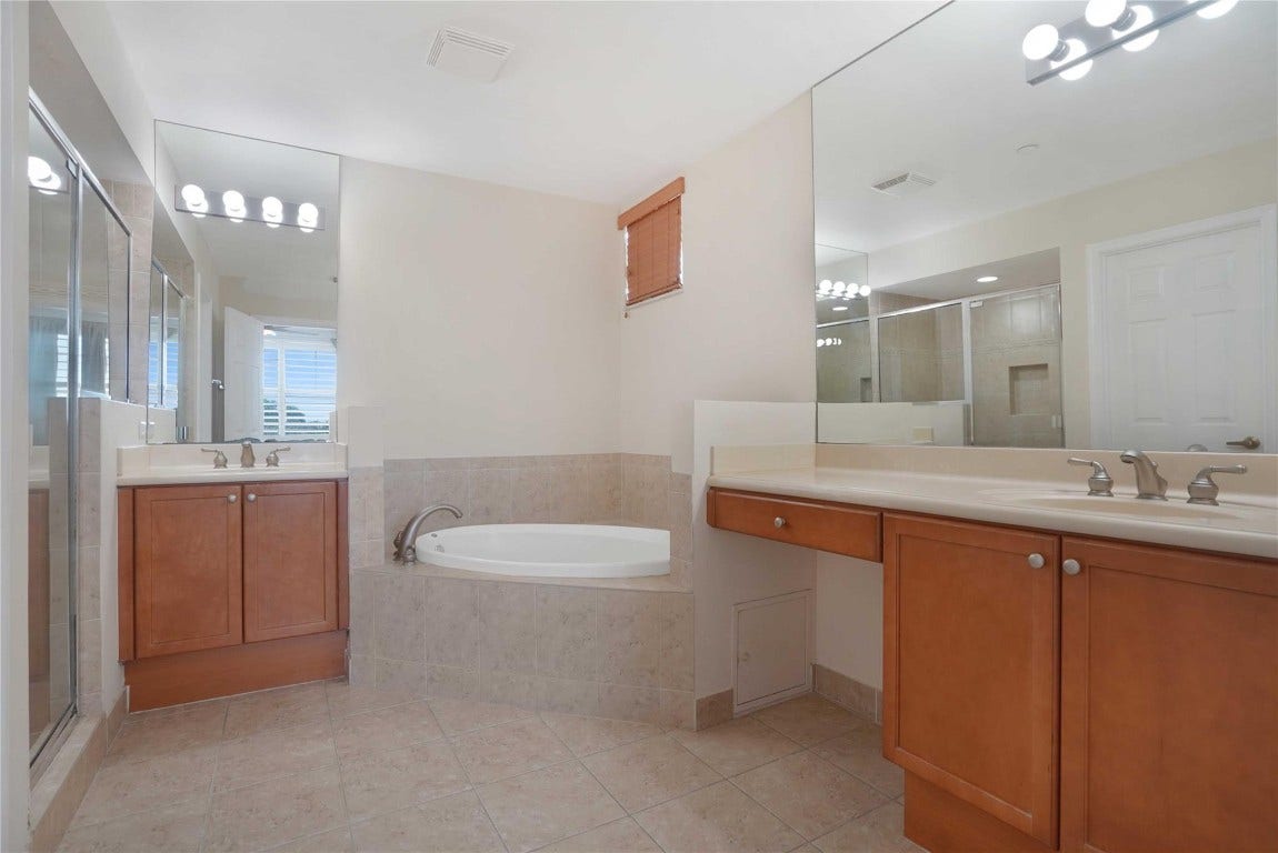 1033 NE 17th Way, #1401, Fort Lauderdale, Fort Lauderdale, FL 33304