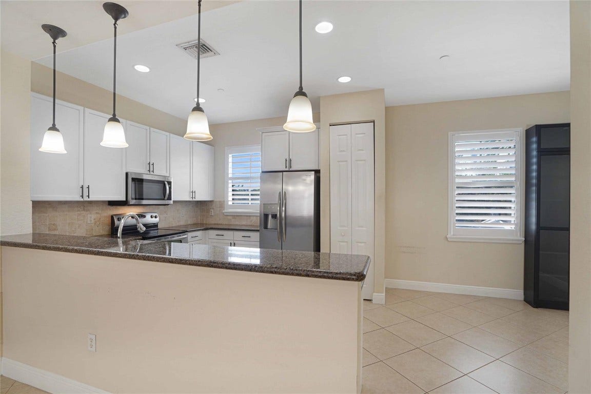 1033 NE 17th Way, #1401, Fort Lauderdale, Fort Lauderdale, FL 33304