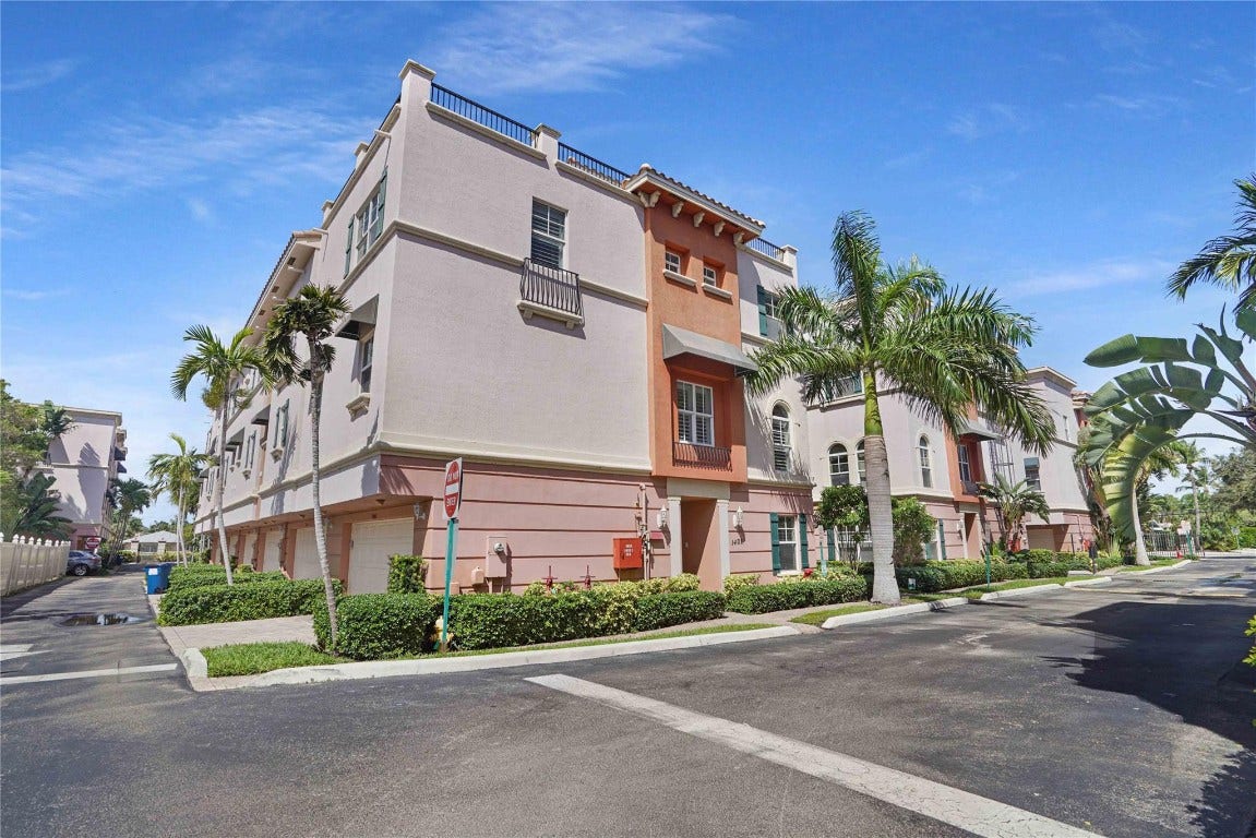 1033 NE 17th Way, #1401, Fort Lauderdale, Fort Lauderdale, FL 33304