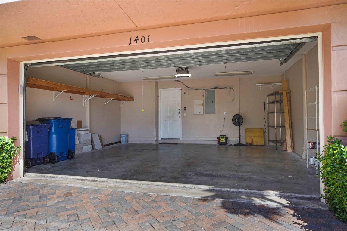 1033 NE 17th Way, #1401, Fort Lauderdale, Fort Lauderdale, FL 33304