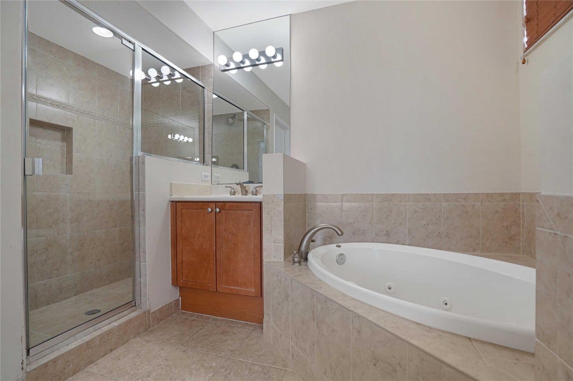 1033 NE 17th Way, #1401, Fort Lauderdale, Fort Lauderdale, FL 33304