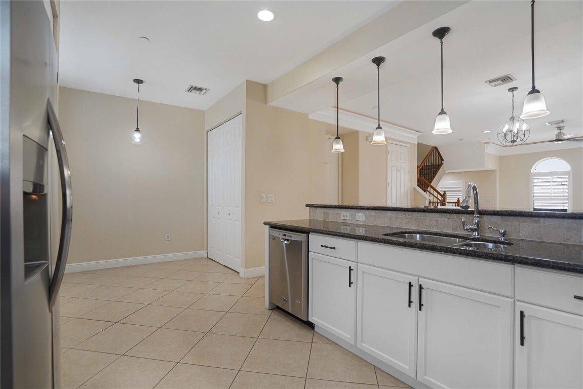 1033 NE 17th Way, #1401, Fort Lauderdale, Fort Lauderdale, FL 33304