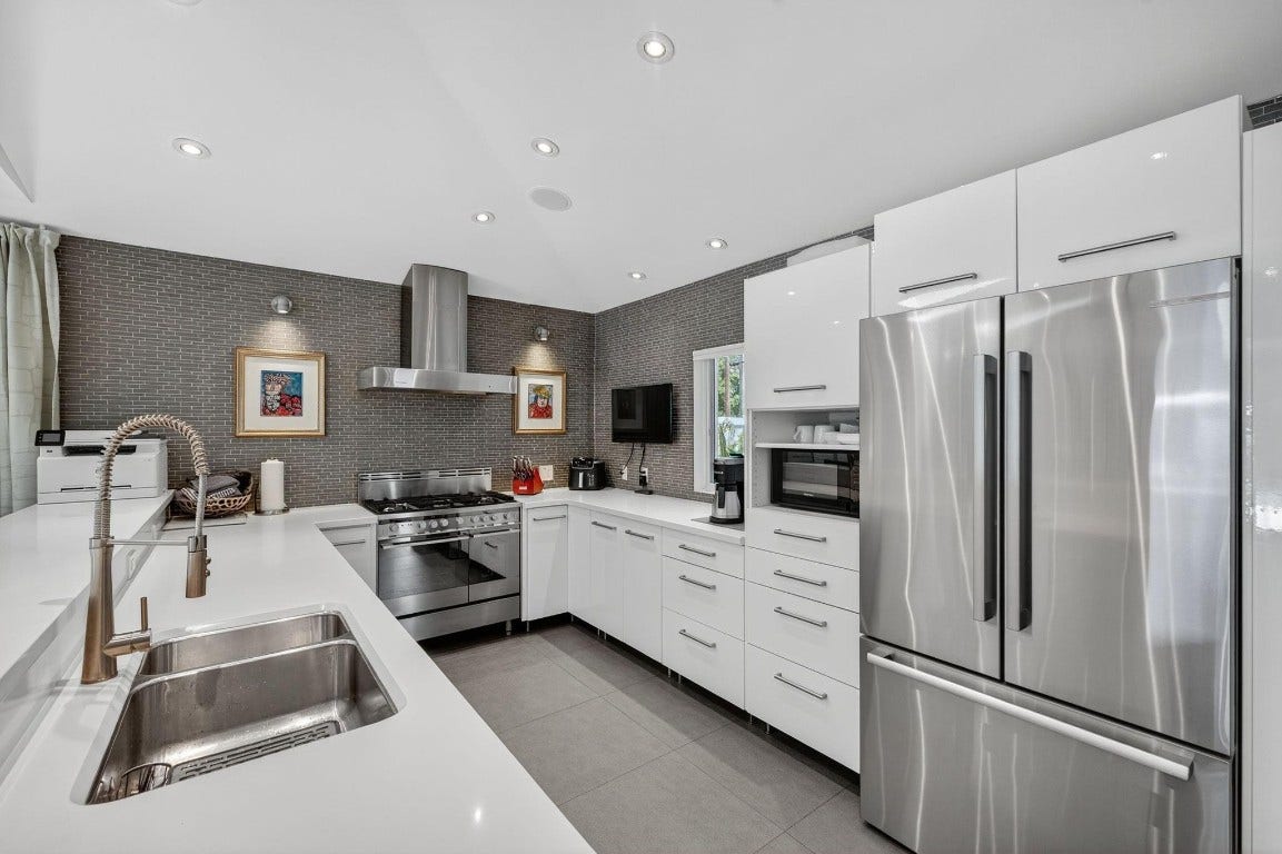 2925 N Atlantic Bl, Fort Lauderdale, FL 33308