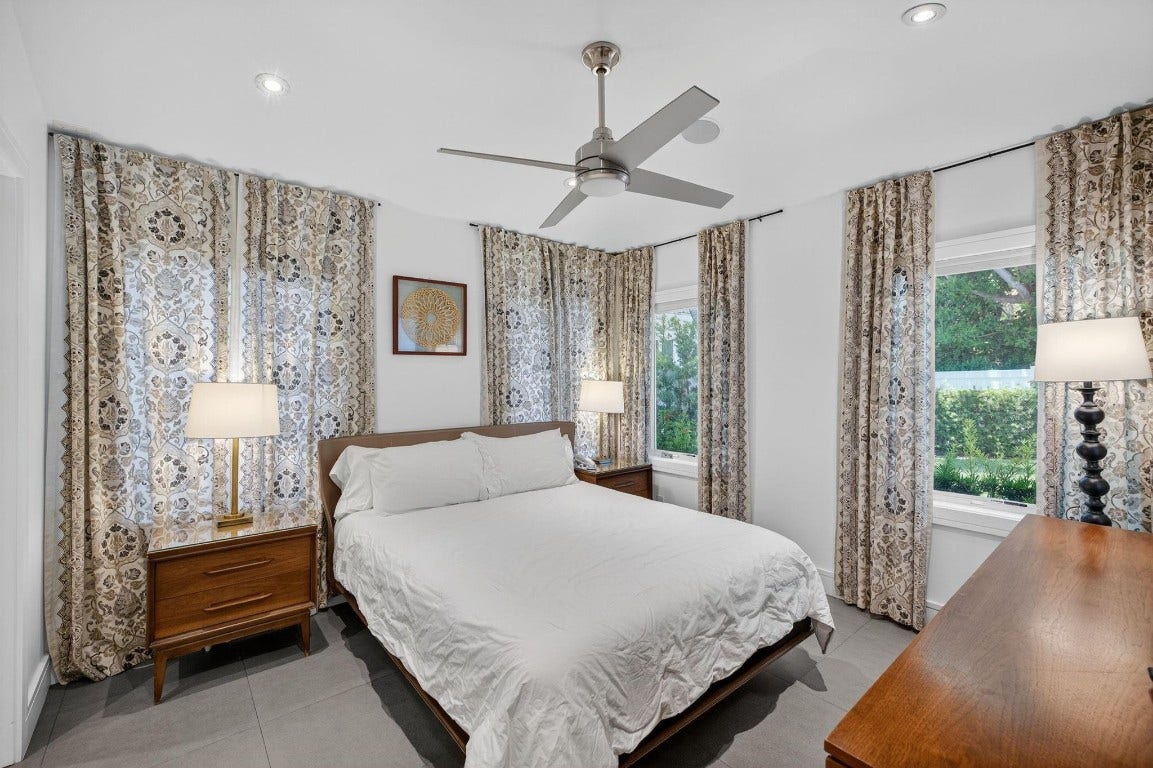 2925 N Atlantic Bl, Fort Lauderdale, FL 33308