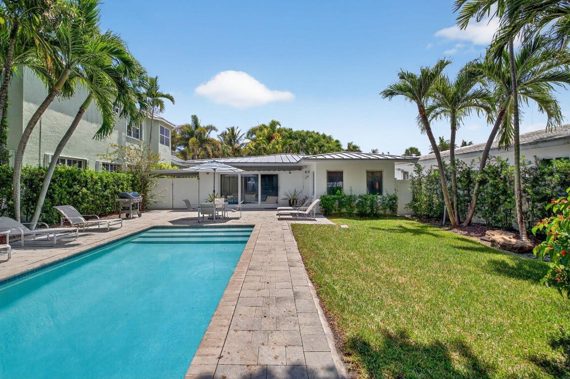 2925 N Atlantic Bl, Fort Lauderdale, FL 33308