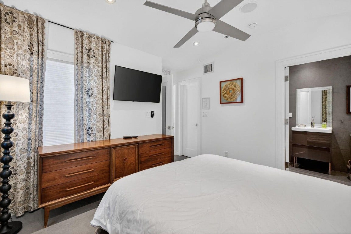 2925 N Atlantic Bl, Fort Lauderdale, FL 33308
