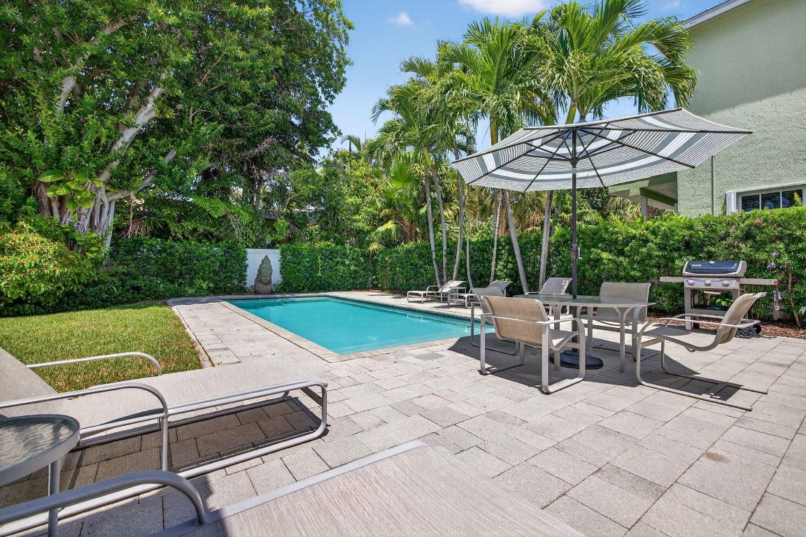 2925 N Atlantic Bl, Fort Lauderdale, FL 33308