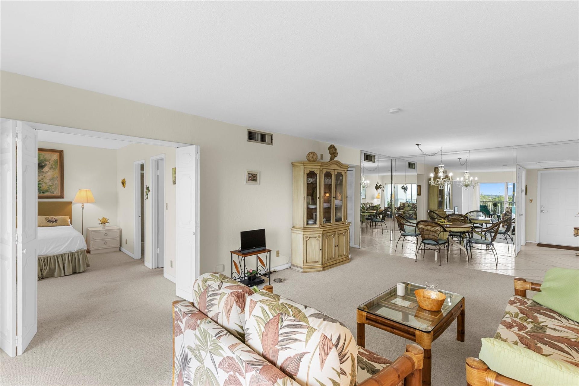 3100 N Palm Aire Drive, #803, Pompano Beach, FL 33069 Photo 19