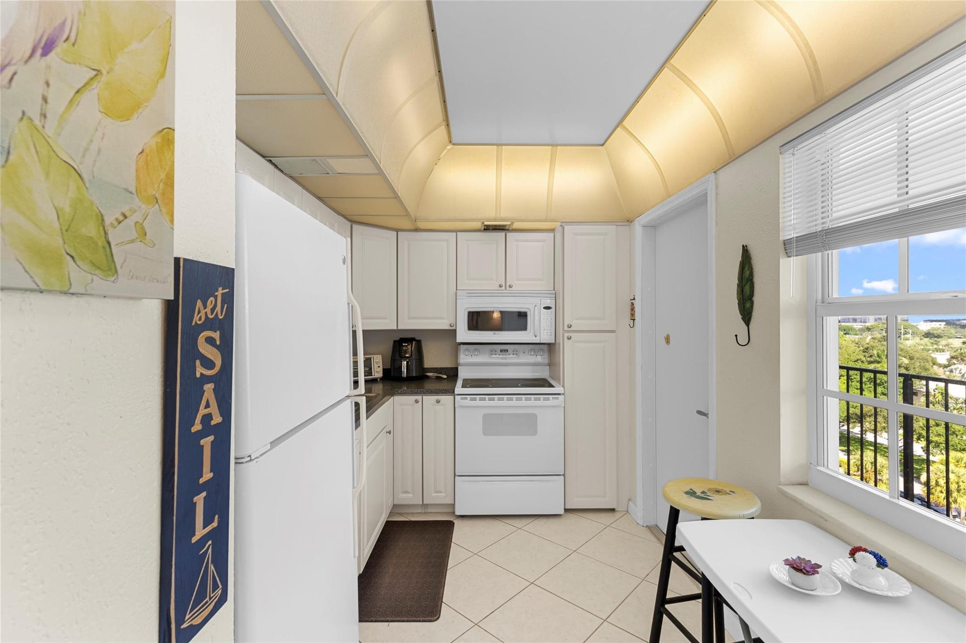 3100 N Palm Aire Drive, #803, Pompano Beach, FL 33069 Photo 13