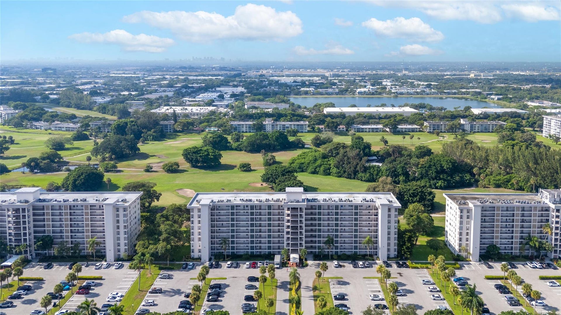 3100 N Palm Aire Drive, #803, Pompano Beach, FL 33069 Photo 2