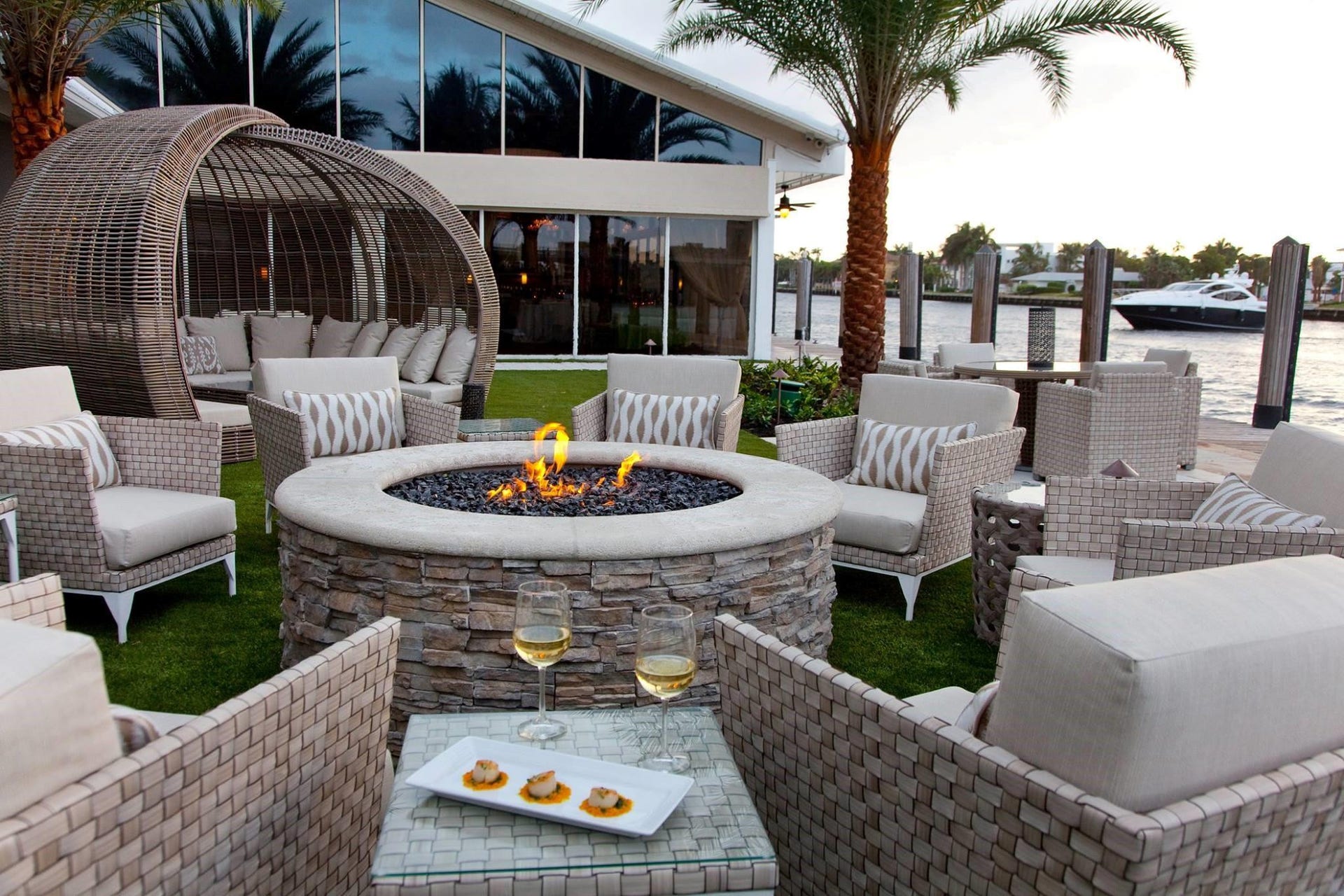 Shooter's Waterfront Restaurant