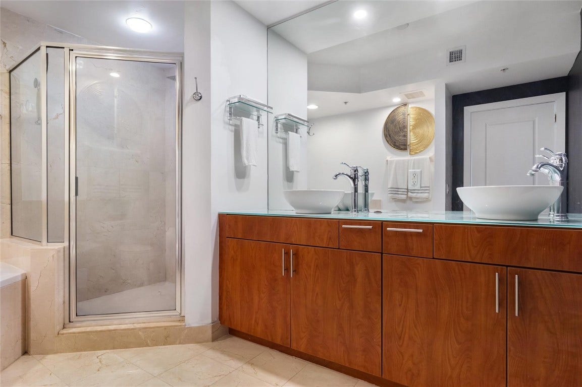 315 NE 3rd Avenue, #1808, Fort Lauderdale, FL 33301