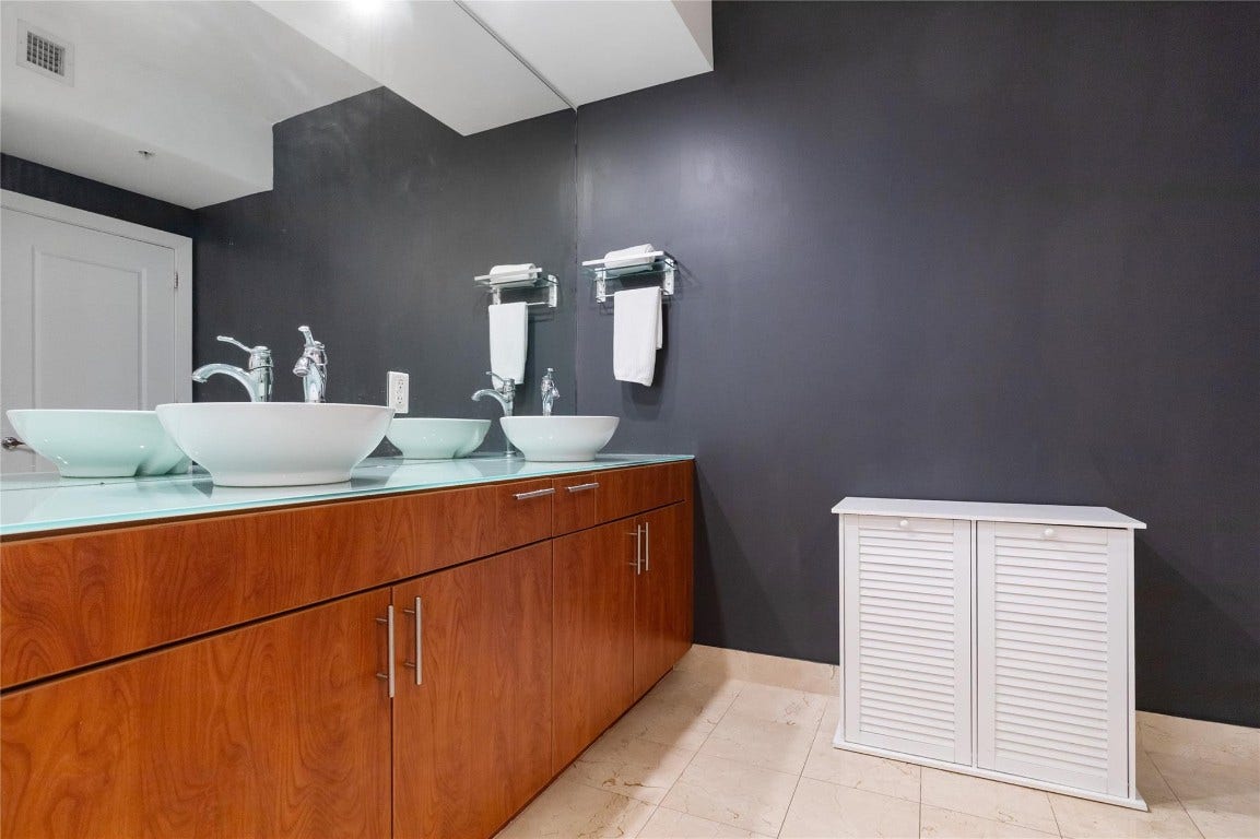 315 NE 3rd Avenue, #1808, Fort Lauderdale, FL 33301