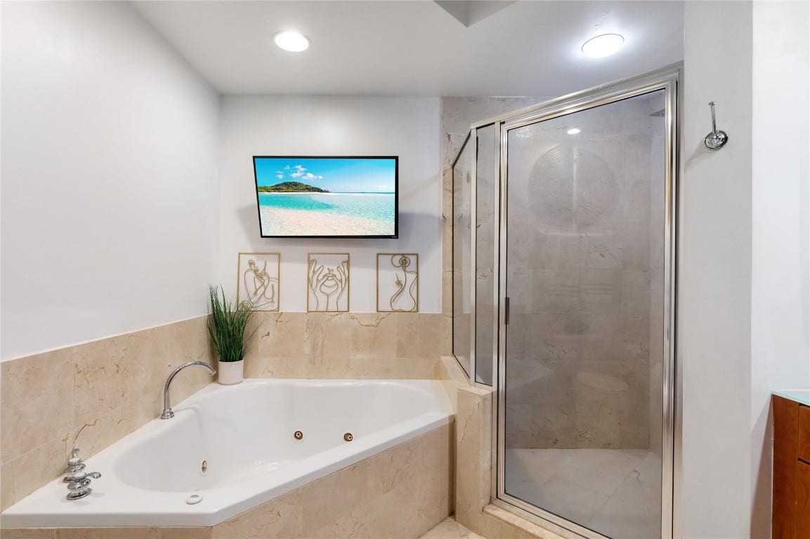 315 NE 3rd Avenue, #1808, Fort Lauderdale, FL 33301