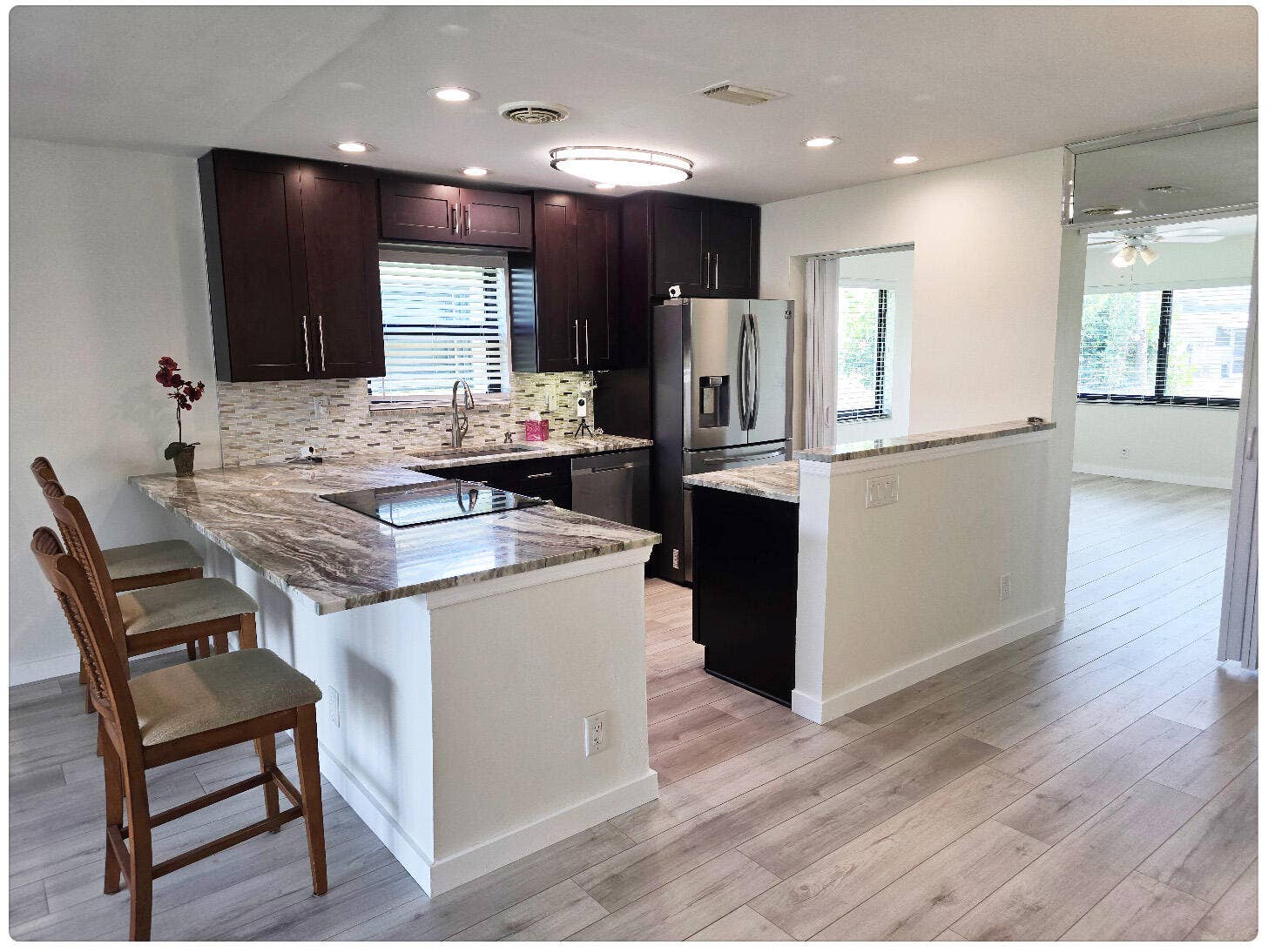 2098 SW 17th Drive, Deerfield Beach, FL 33442 Kitchen