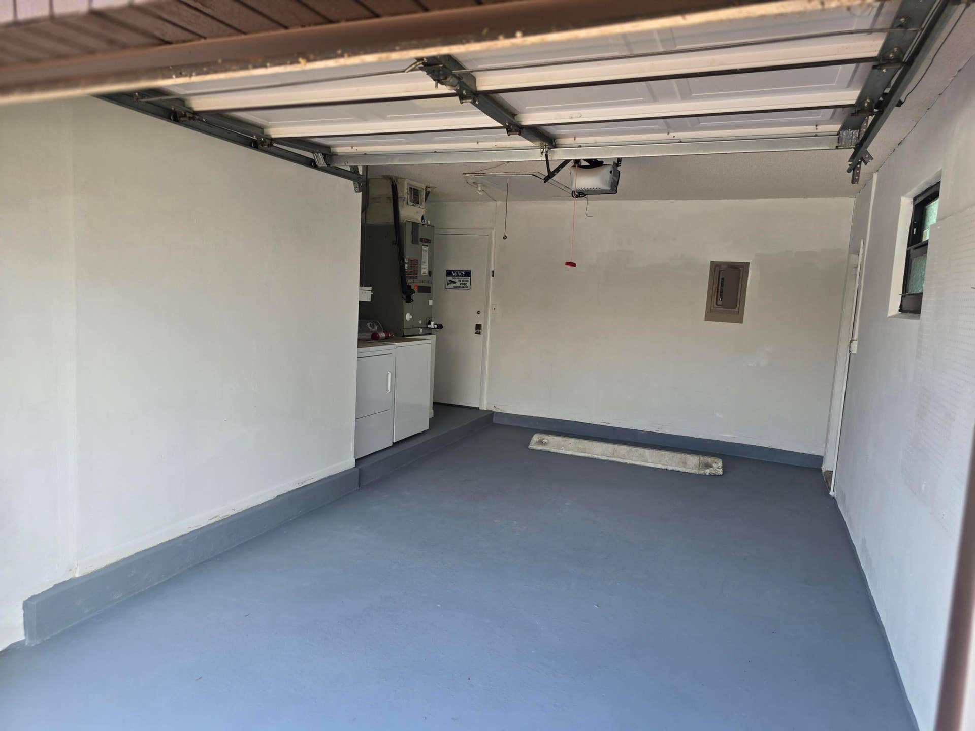 2098 SW 17th Drive, Deerfield Beach, FL 33442 Garage