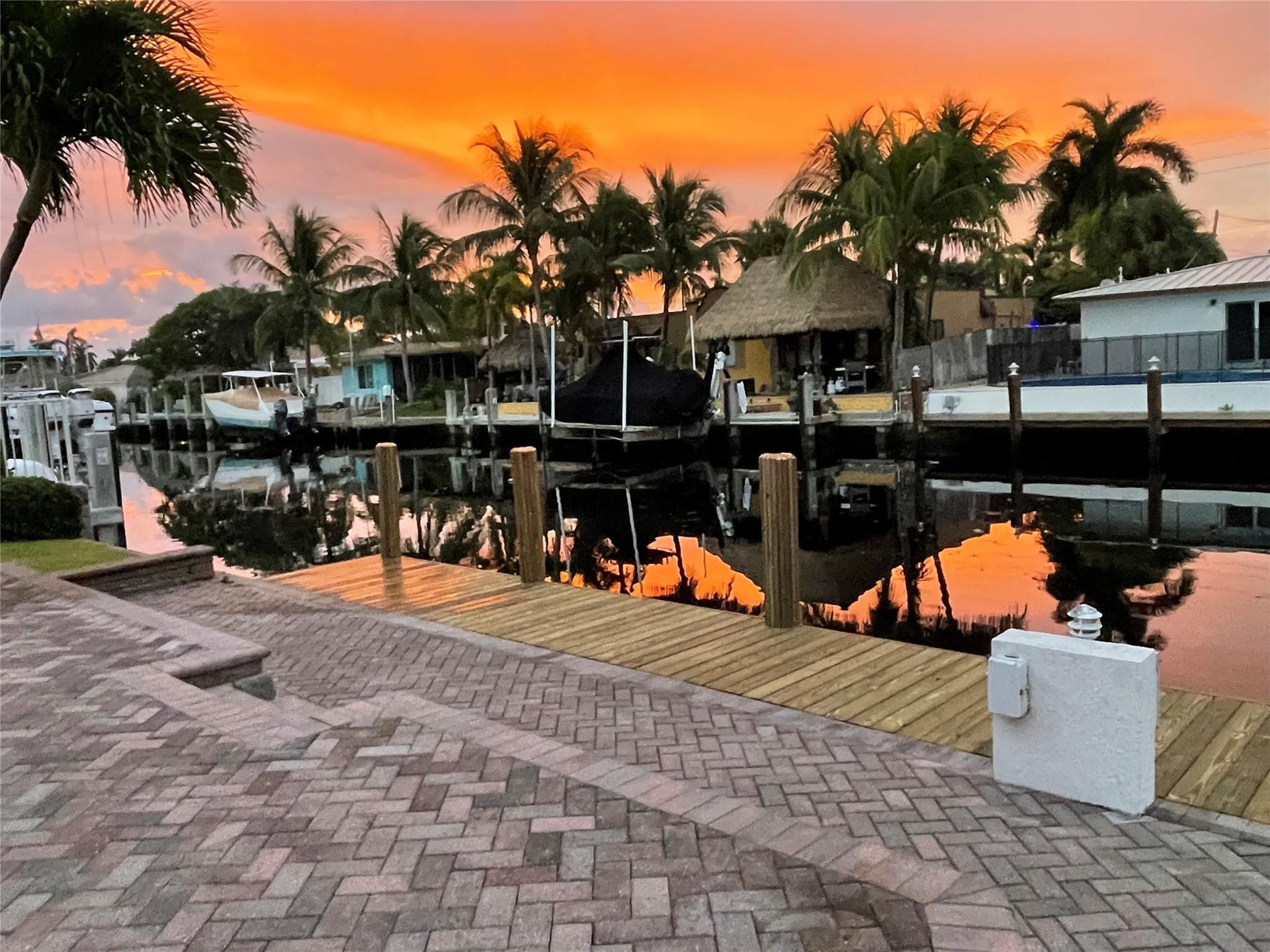 200 SE 11th Street, Pompano Beach, FL 33060 Photo 29
