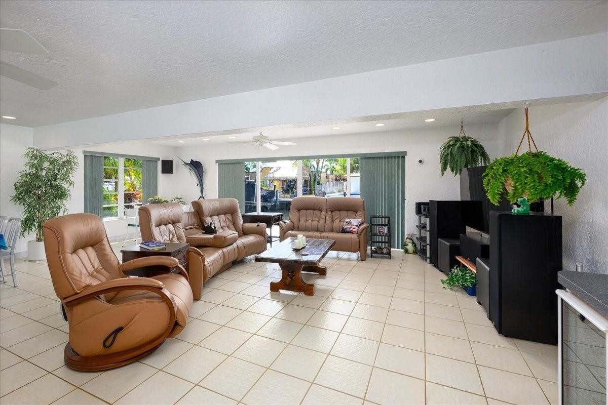 200 SE 11th Street, Pompano Beach, FL 33060 Photo 14