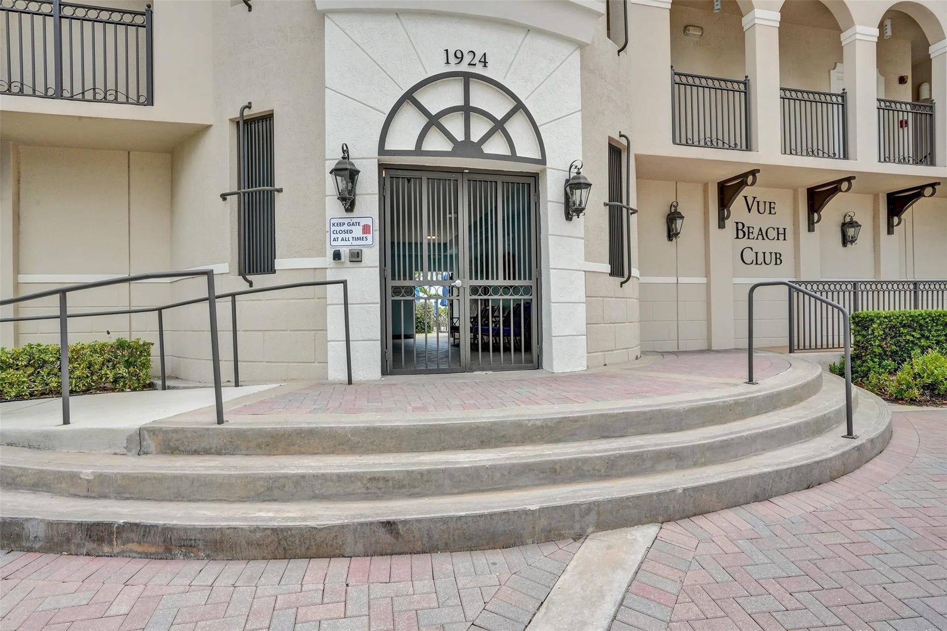 2001 N Ocean Boulevard, #1005, Fort Lauderdale, Fort Lauderdale, FL 33305