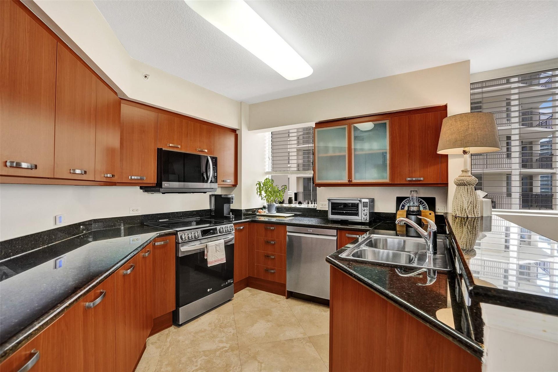 2001 N Ocean Boulevard, #1005, Fort Lauderdale, Fort Lauderdale, FL 33305