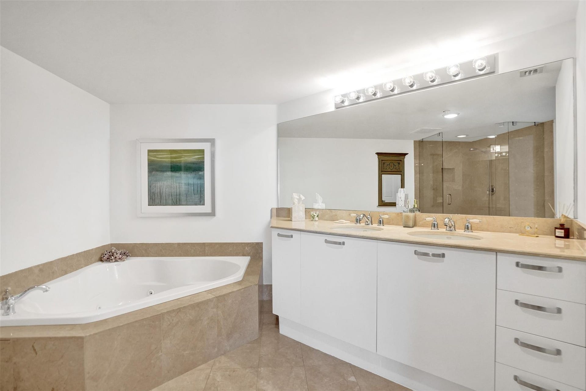 2001 N Ocean Boulevard, #1005, Fort Lauderdale, Fort Lauderdale, FL 33305