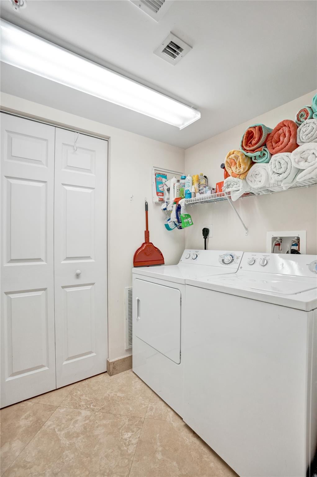 2001 N Ocean Boulevard, #1005, Fort Lauderdale, Fort Lauderdale, FL 33305
