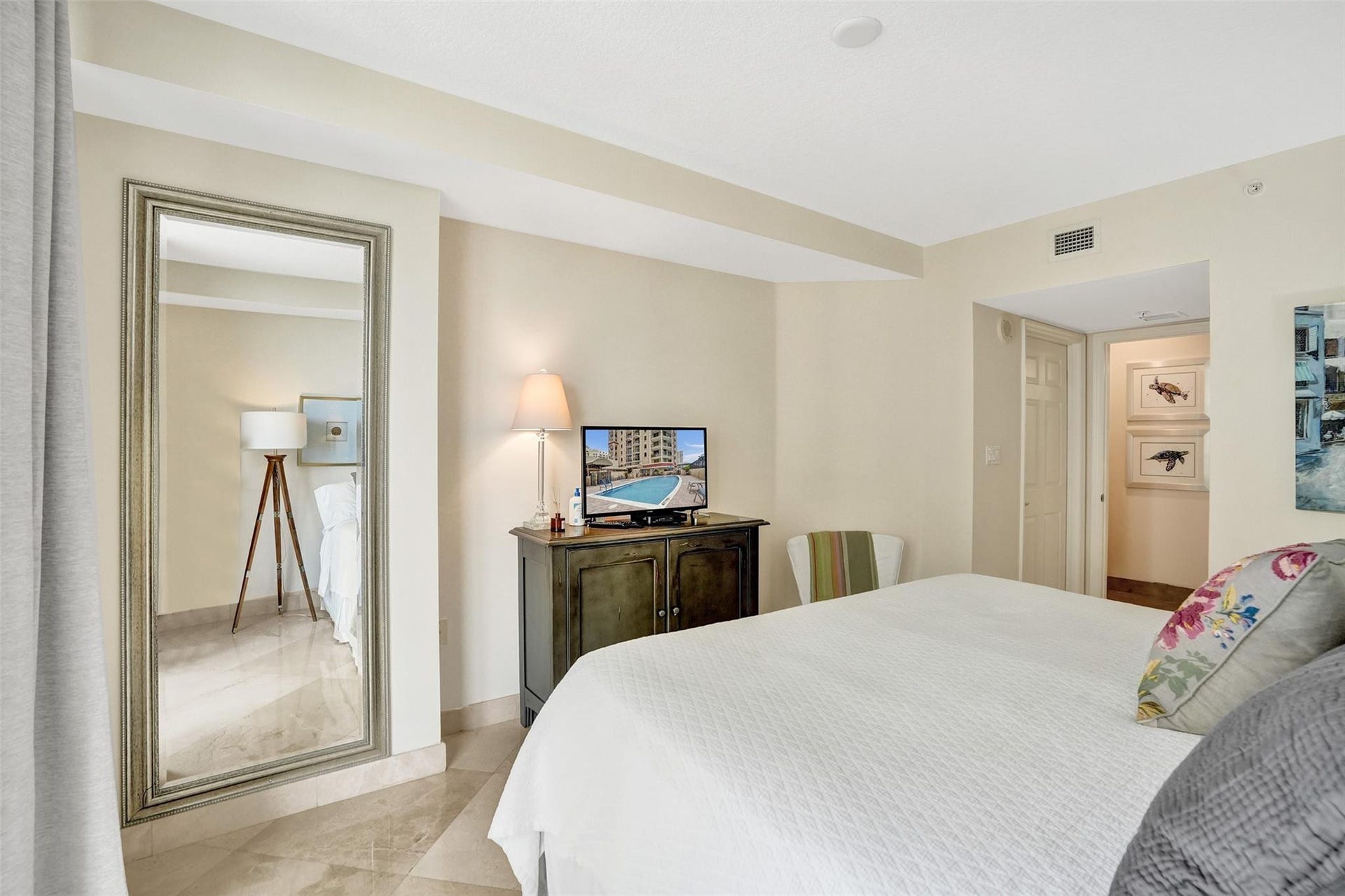2001 N Ocean Boulevard, #1005, Fort Lauderdale, Fort Lauderdale, FL 33305