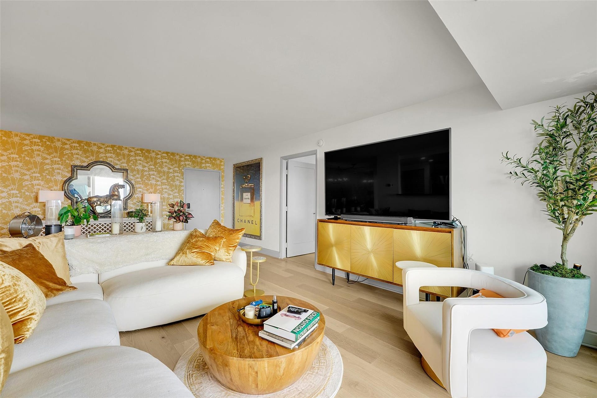 2841 N Ocean Boulevard, #1004, Fort Lauderdale, Fort Lauderdale, FL 33308 Photo 4