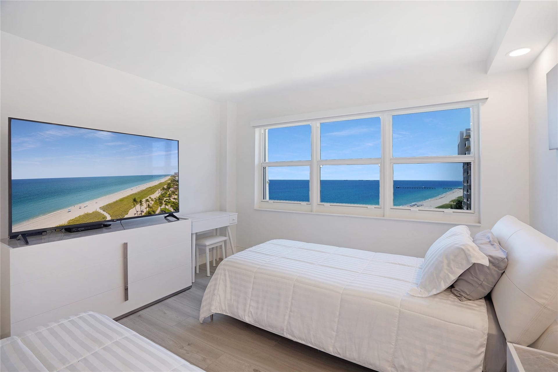 5100 N Ocean Boulevard, #1409, Lauderdale-By-The-Sea, Lauderdale By The Sea, FL 33308