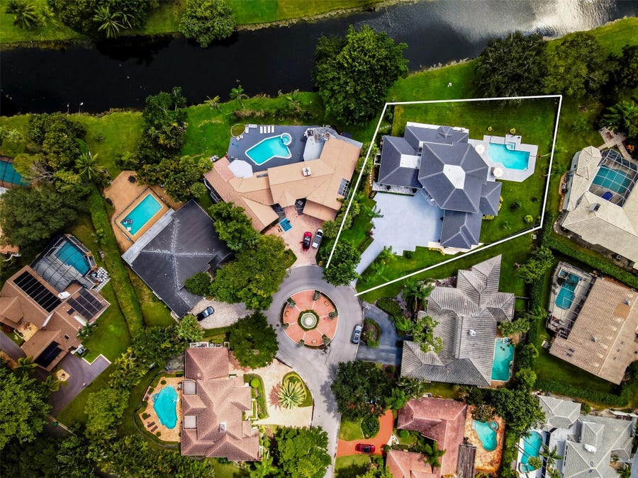 Property photo for 10038 Vestal Place, Coral Springs, FL