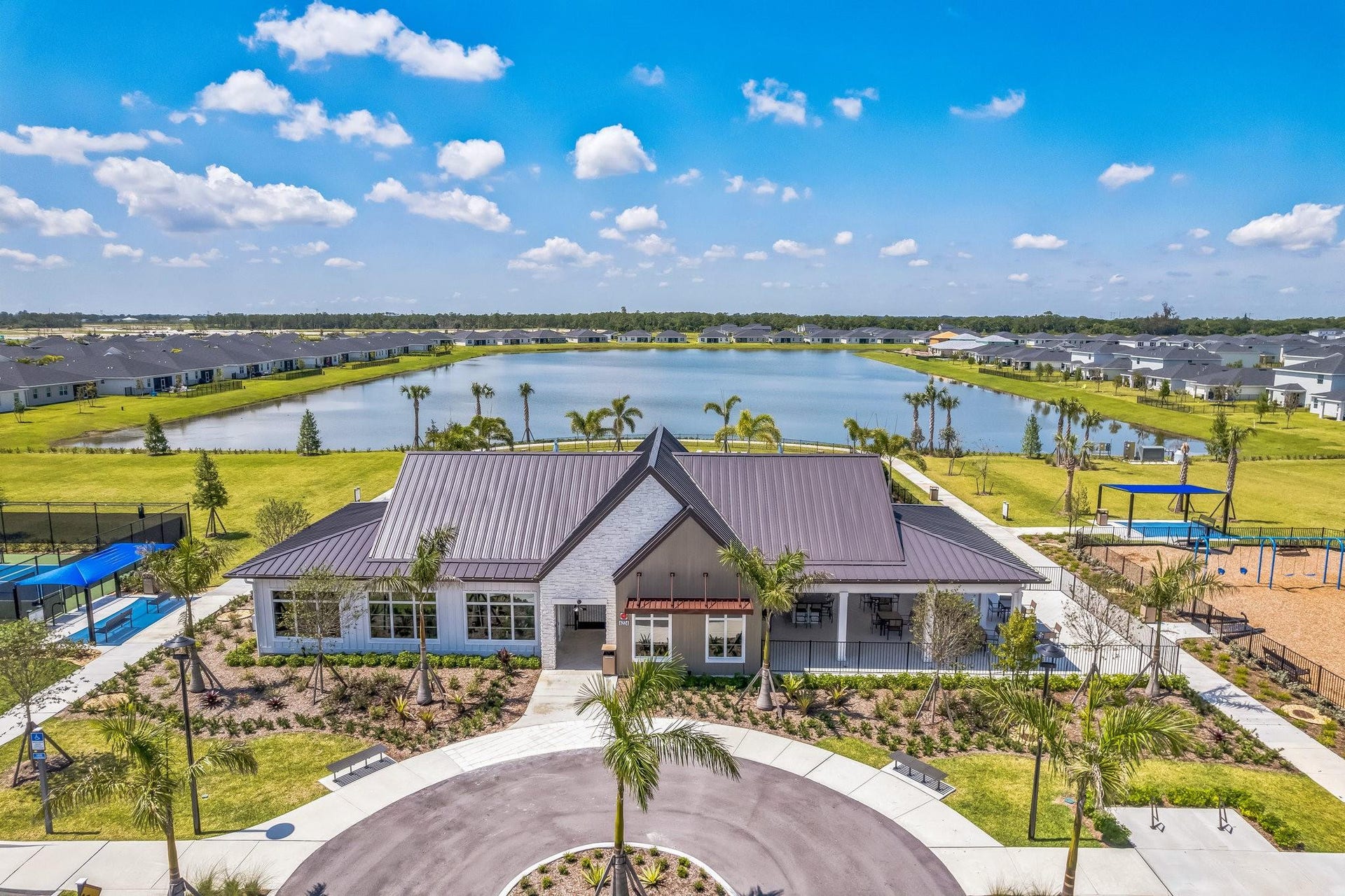 10653 NW Suncrest Loop, Port St Lucie, FL 34987