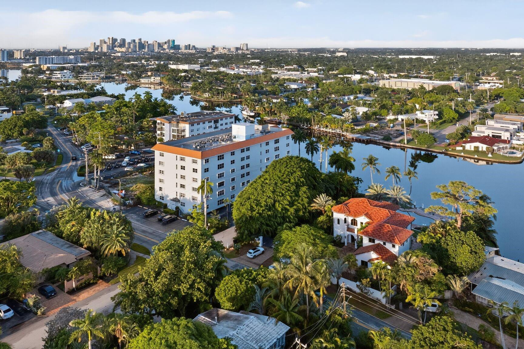 1881 Middle River Drive, #301, Fort Lauderdale, FL 33305 1881 Middle River Drive #301, Fort Lauderdale, Florida, United States, 33305