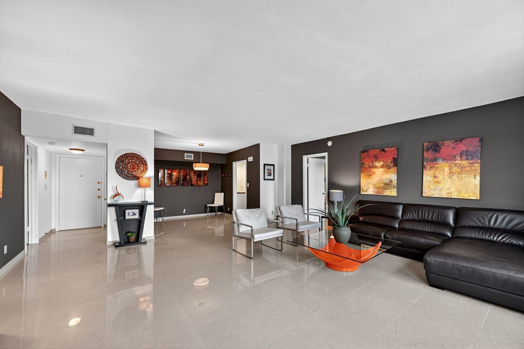 1881 Middle River Drive, #301, Fort Lauderdale, FL 33305 1881 Middle River Drive #301, Fort Lauderdale, Florida, United States, 33305