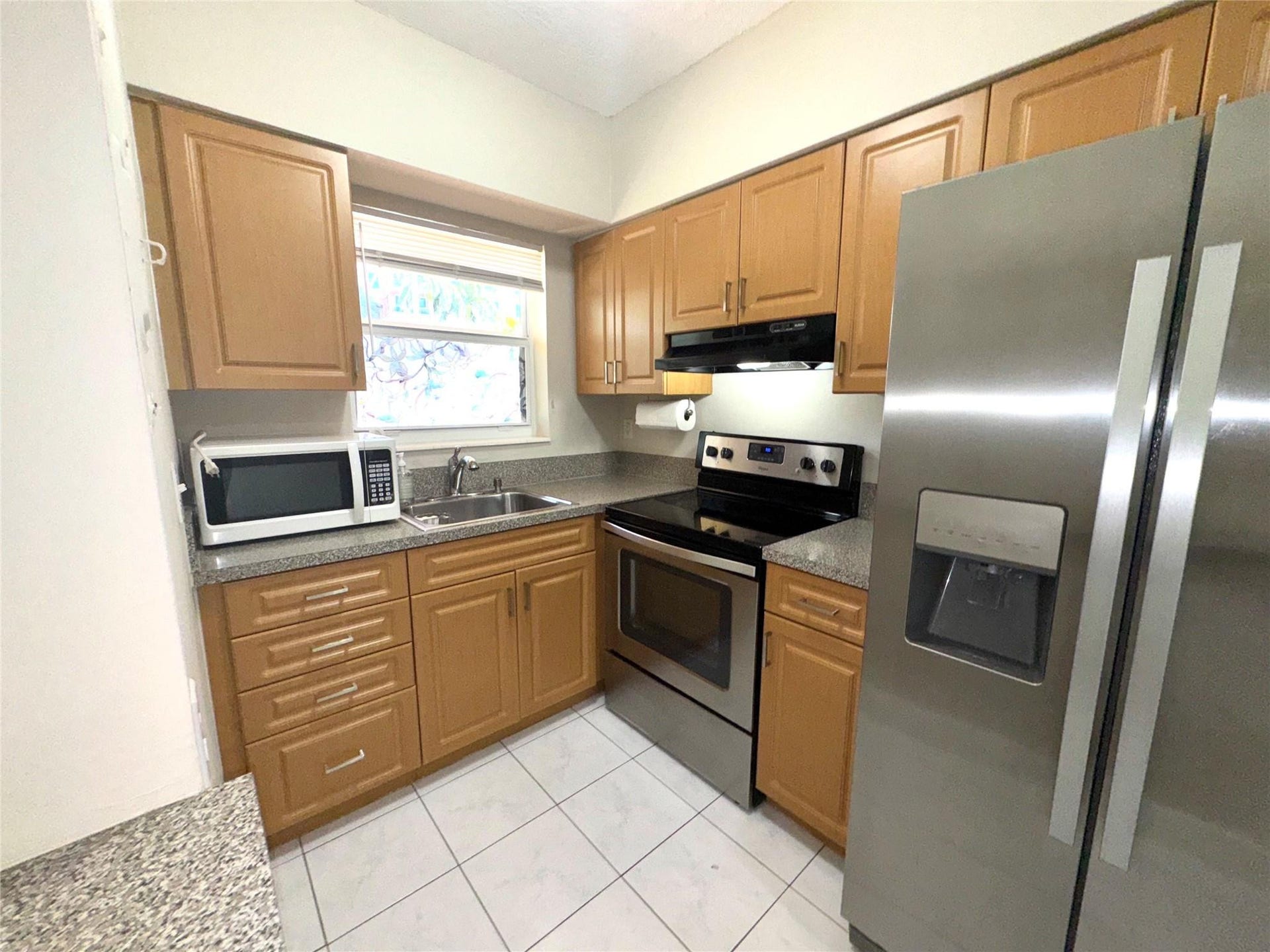 2121 N Ocean Boulevard, #2, Fort Lauderdale, Fort Lauderdale, FL 33305 Updated